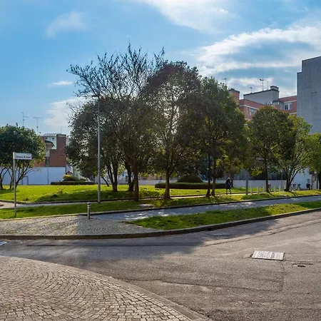 La Casetta Di Jordi Bright Flat With Patio Апартаменты *